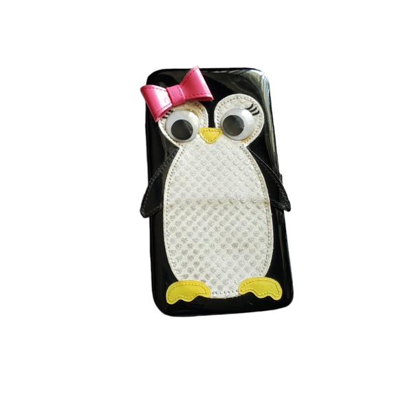 Claire's googly eye penguin hard case wallet - Picture 1 of 6